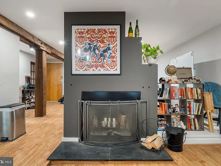 114 Naudain St #18-C — Photo 4