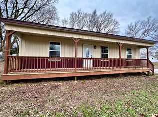 406 Maple St, Diamond, MO 64840