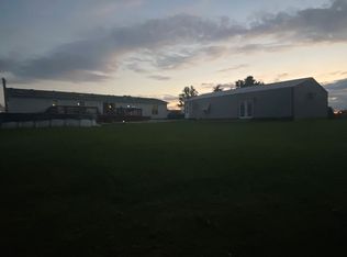 32 Hubbard Ln, Milton, KY 40045