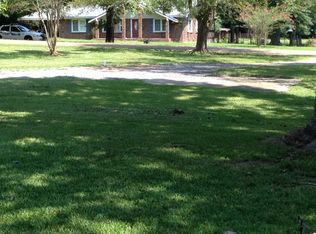 100 Spokane Rd, Natchez, MS 39120