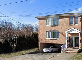 2279 7th St FLOOR 2, Fort Lee, NJ 07024