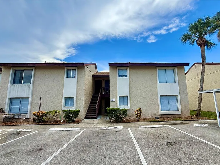 2612 Hidden Lake Dr N #D — Photo 19