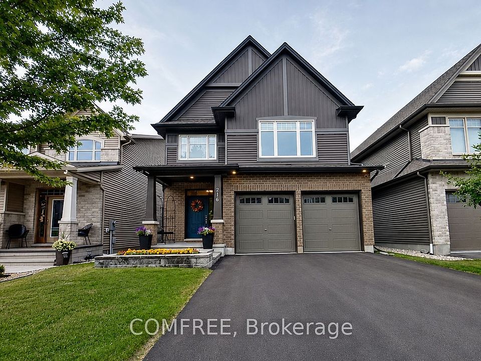 1st image of 216 Magpie St