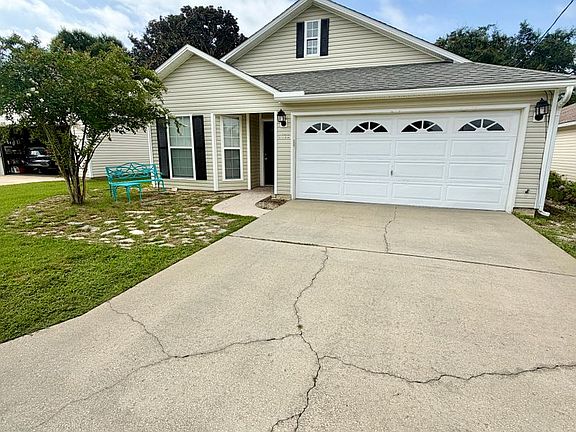 3rd image of 2390 Marina Dr