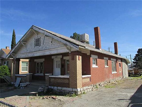 2nd image of 3116 E Yandell Dr