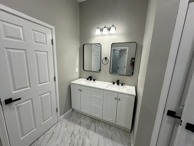 8885 Peters Rd — Photo 12