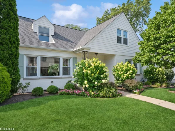 244 Elm St, Glenview, IL 60025
