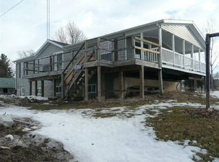 17054 Main St, Mineral Point, WI 53565