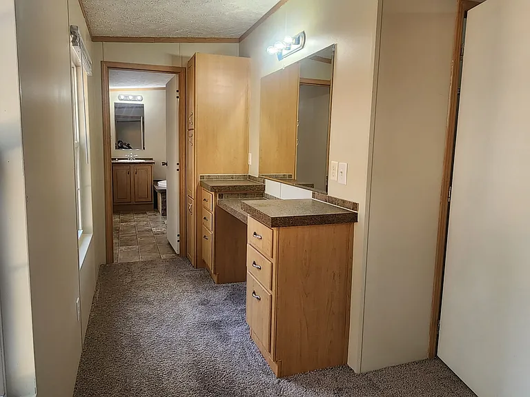 1044 Hamlets Chapel Rd — Photo 15