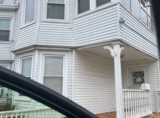 53-55 Laurel St, Manchester, CT 06040