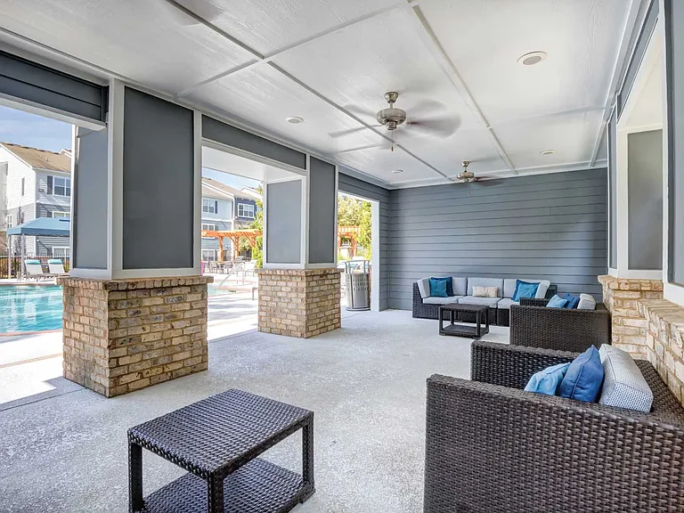 Carolina Point Apartments — Photo 15