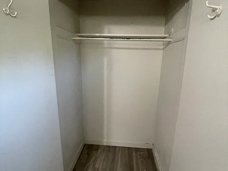 2915 Madison Ave #2 — Photo 10