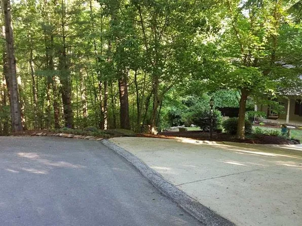 12 Spinnaker Way, Salem, SC 29676