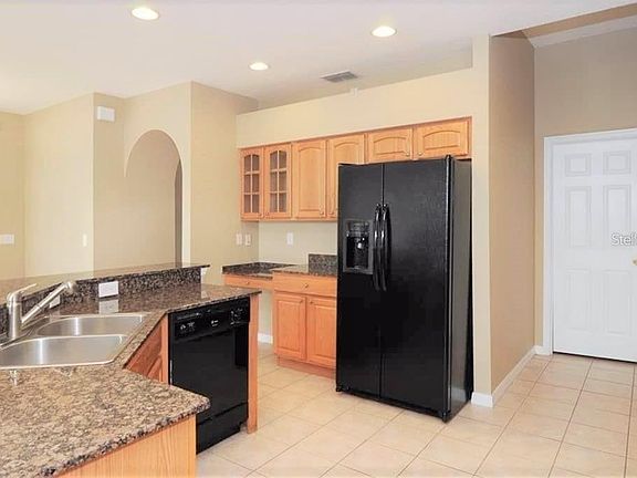 5th image of 16416 Turnbury Oak Dr
