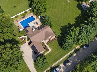 4313 Woodfield Pl, Belleville, IL 62226