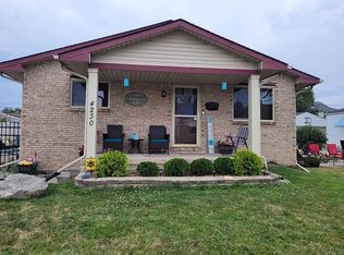 4230 17th St, Wyandotte, MI 48192