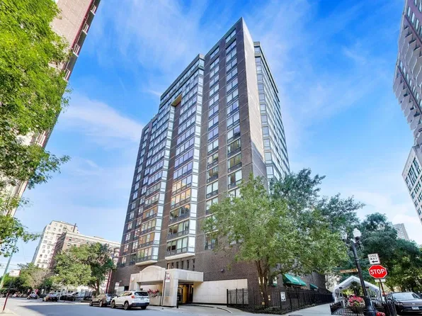 21 W Goethe St, Chicago, IL