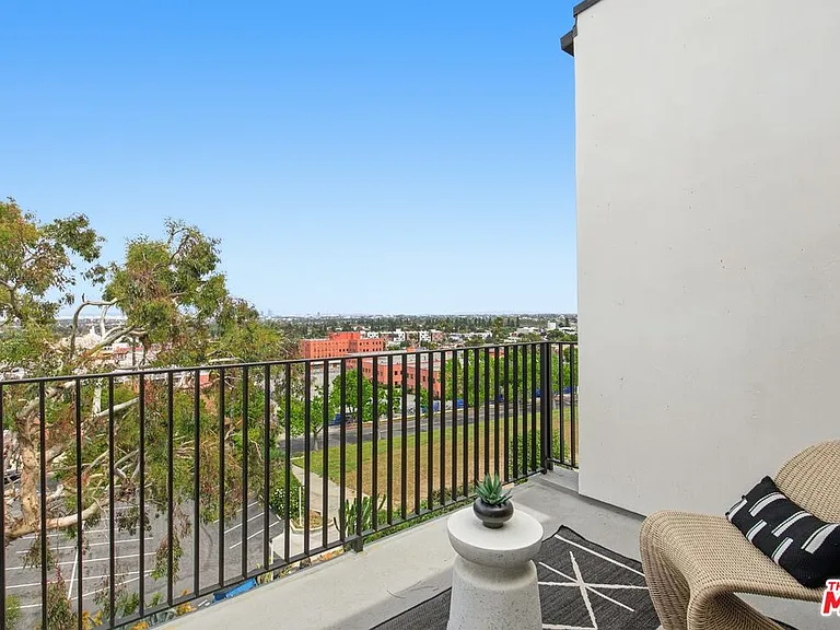 3845 Don Tomaso — Photo 28
