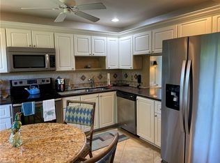 47 Glades Blvd APT 3, Naples, FL 34112