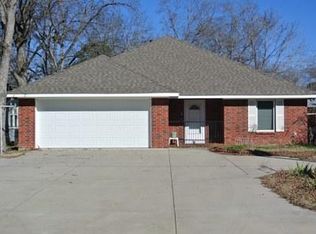 705 Oak St, Teague, TX 75860