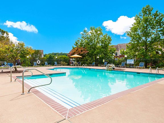 4th image of 75 Malvern Lakes Cir #290-103