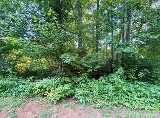 1221 Shirebourn, Hickory, NC 28602