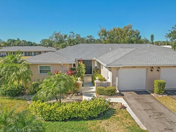 6948 W Country Club Dr N Unit V81, Sarasota, FL 34243