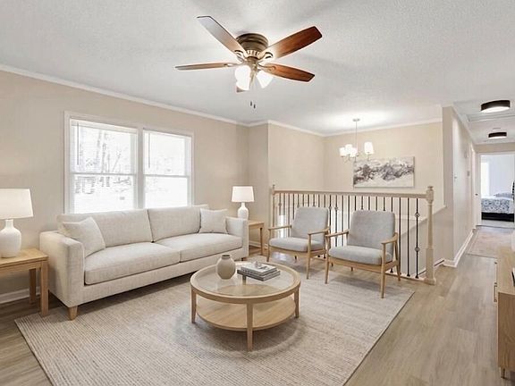 2nd image of 820 Nuttree Pl