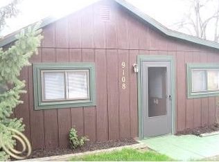 9108 Forest Rd, Whitmore Lake, MI 48189