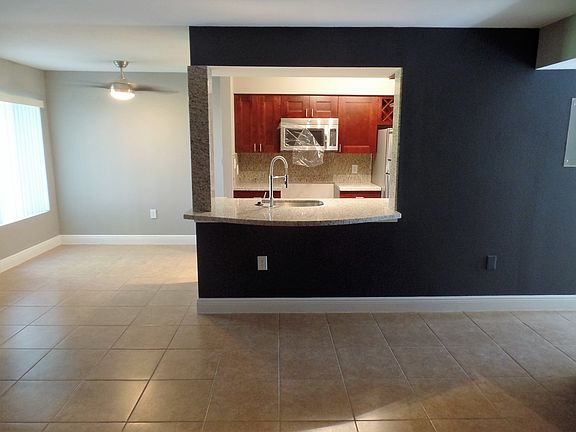 3rd image of 2405 NW 33rd St APT 1209