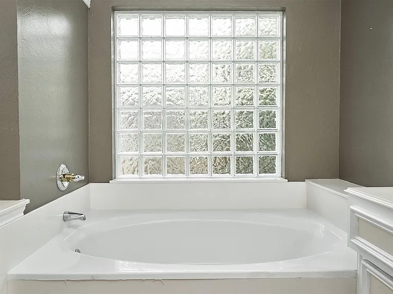 314 Shore Breeze Ln — Photo 31