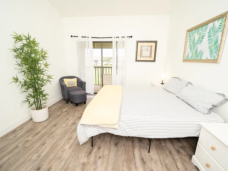 13120 Cross Creek Blvd #208 — Photo 14