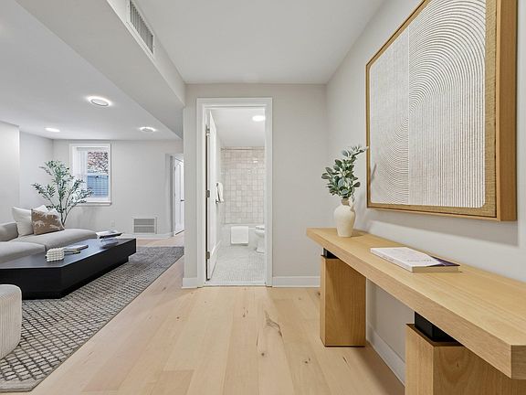 3rd image of 435 Jersey Ave APT 1
