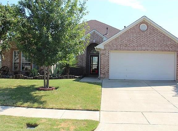 2nd image of 1326 Pegasus Dr