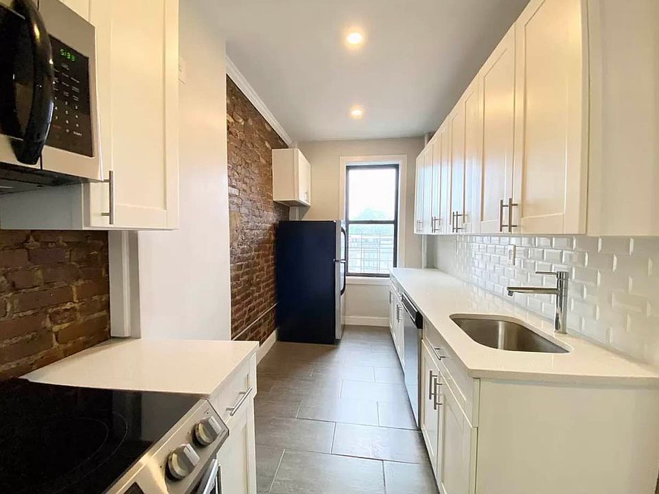 1st image of 117 Post Ave APT 2H
