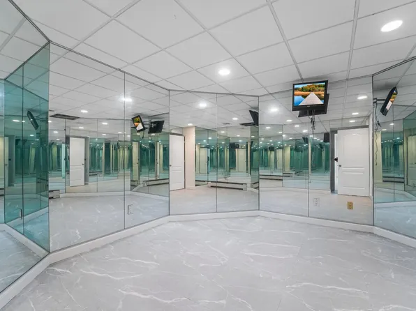 1 Euclid Road image 38 of 50