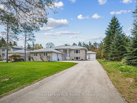2nd image of 30 Pine Tree Dr