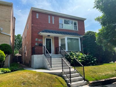 2929 W Berwyn Ave, Chicago, IL, 60625