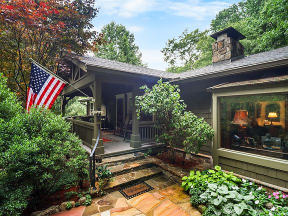 2nd image of 72 Moonlight Lane