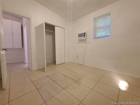 5th image of 2581 NW 13th Ct #2581