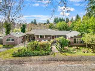 2612 SW Moss St, Portland, OR 97219