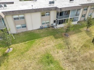 500 Davis Rd APT 29, Palm Springs, FL 33461