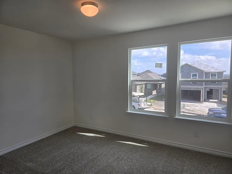 9556 Griffith Run — Photo 15