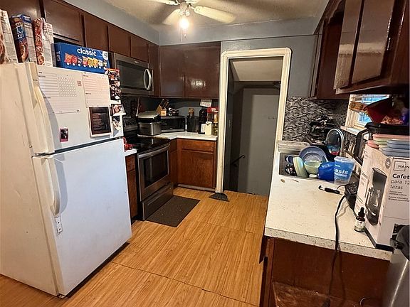 5th image of 5916 Pearl Rd