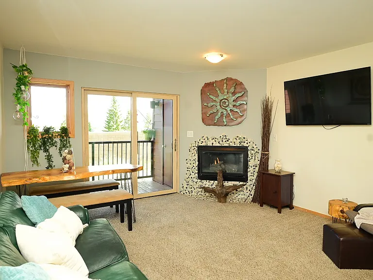 410 Bayview Dr #C — Photo 2