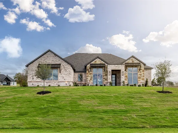 108 Oak Meadow Ln, Weatherford, TX 76085
