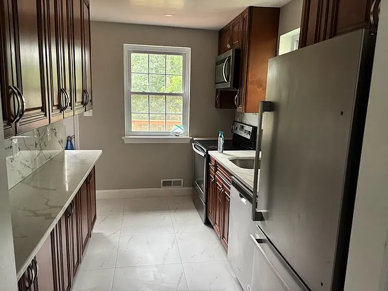 5121 Birch Ln — Photo 3