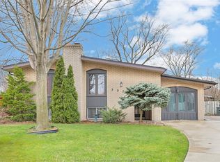 3980 Myrtle Ave, Windsor, ON