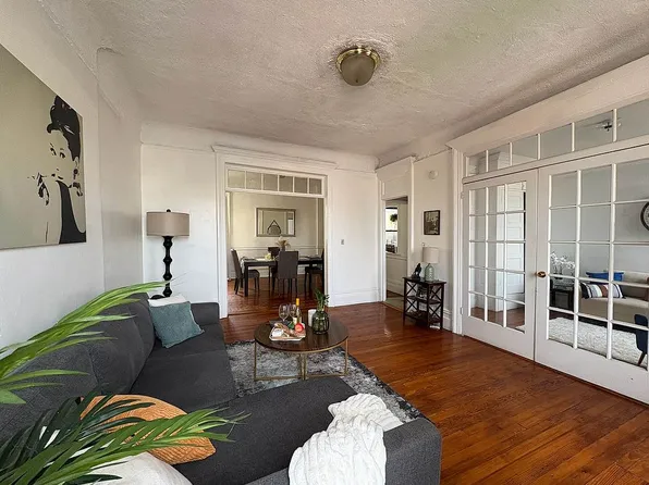 316 W 112th St APT 5E, New York, NY 10026