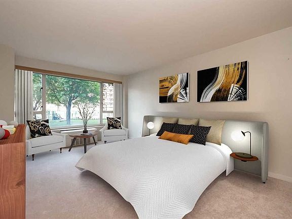 4th image of 166-25 Powells Cove Blvd #2E